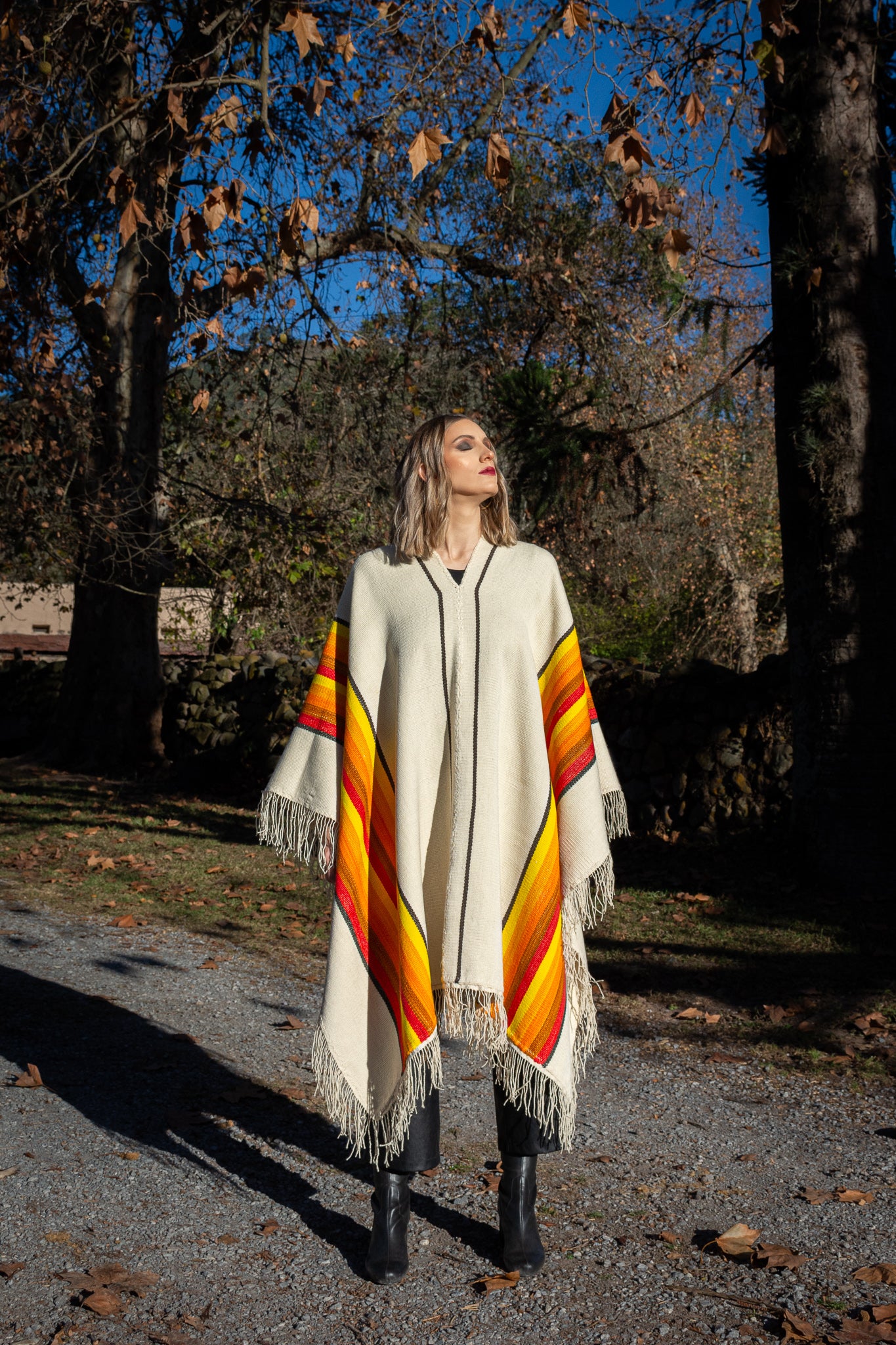Poncho "Lavalle" Work in Creole Loom