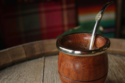 Mate de Algarrobo y Alpaca con Bombilla