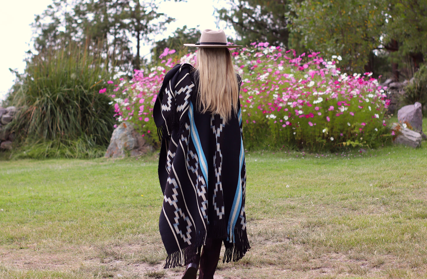 Poncho "Lavalle" Work in Creole Loom