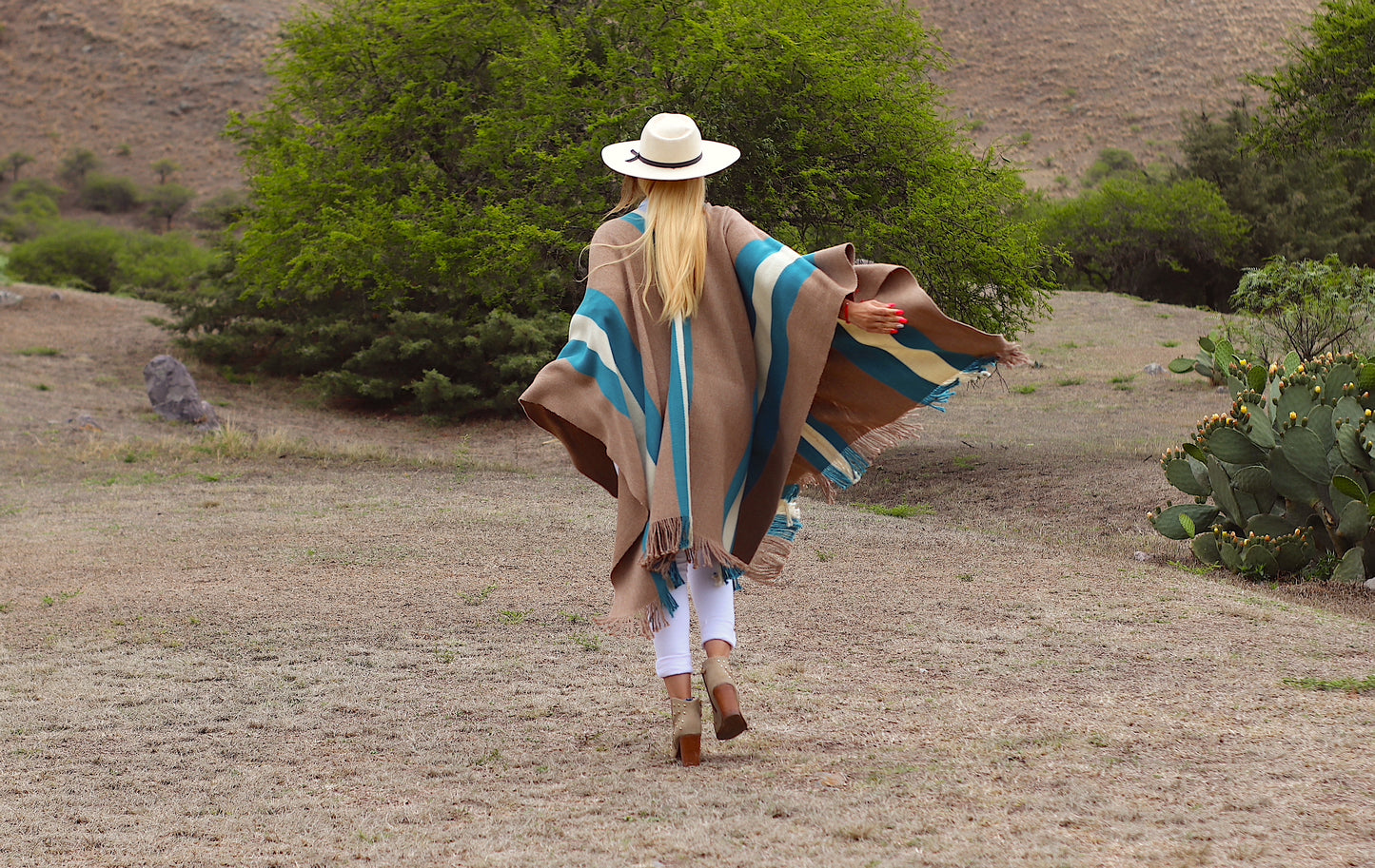 Poncho "Necochea" Creole Loom