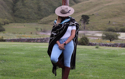 Poncho "Lavalle" Work in Creole Loom