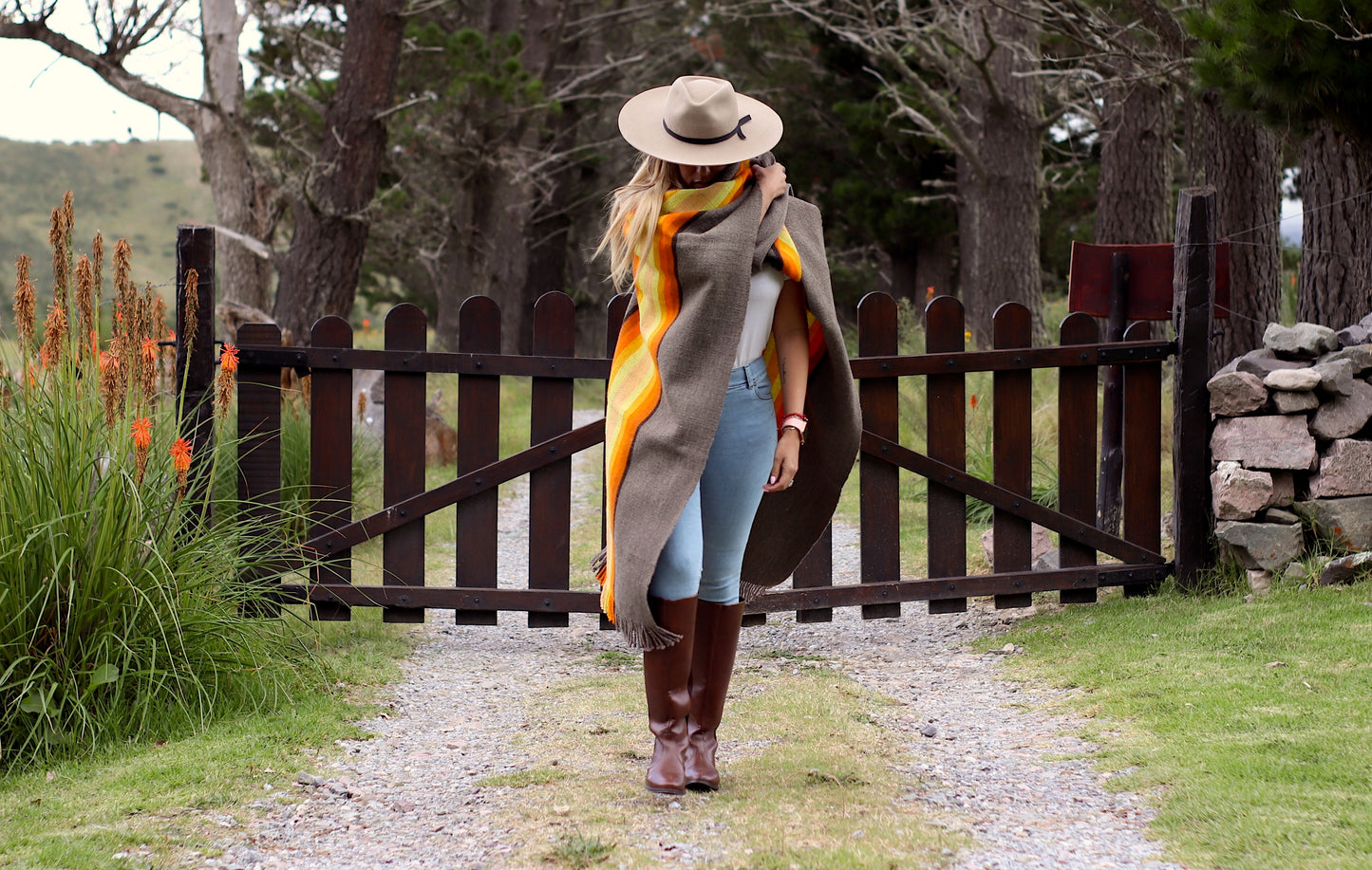 Poncho "Lavalle" Work in Creole Loom