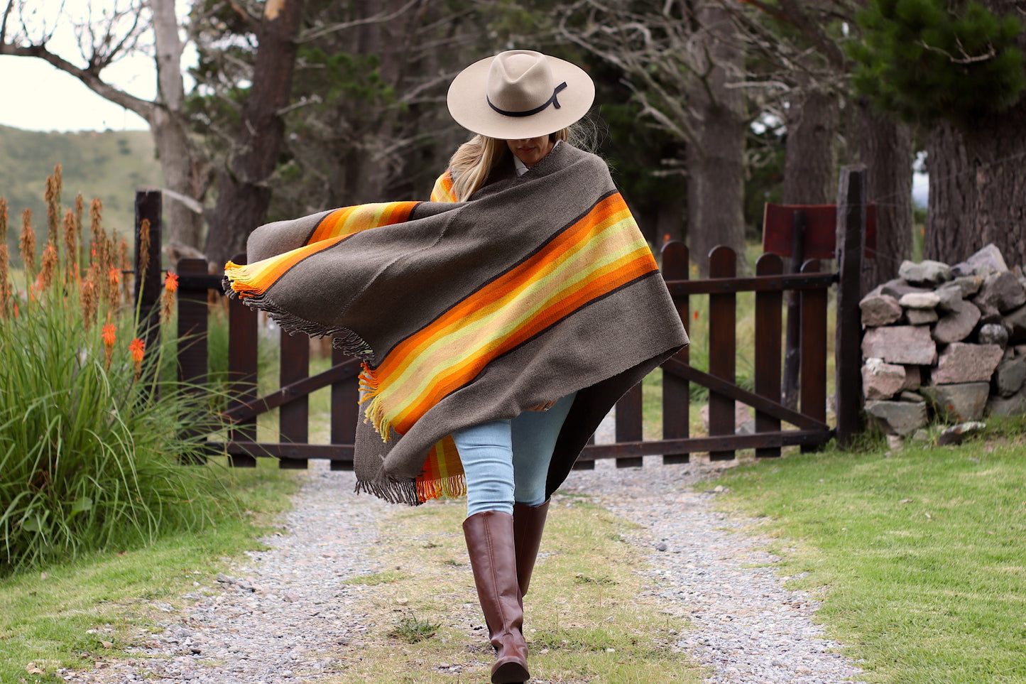 Poncho "Lavalle" Work in Creole Loom