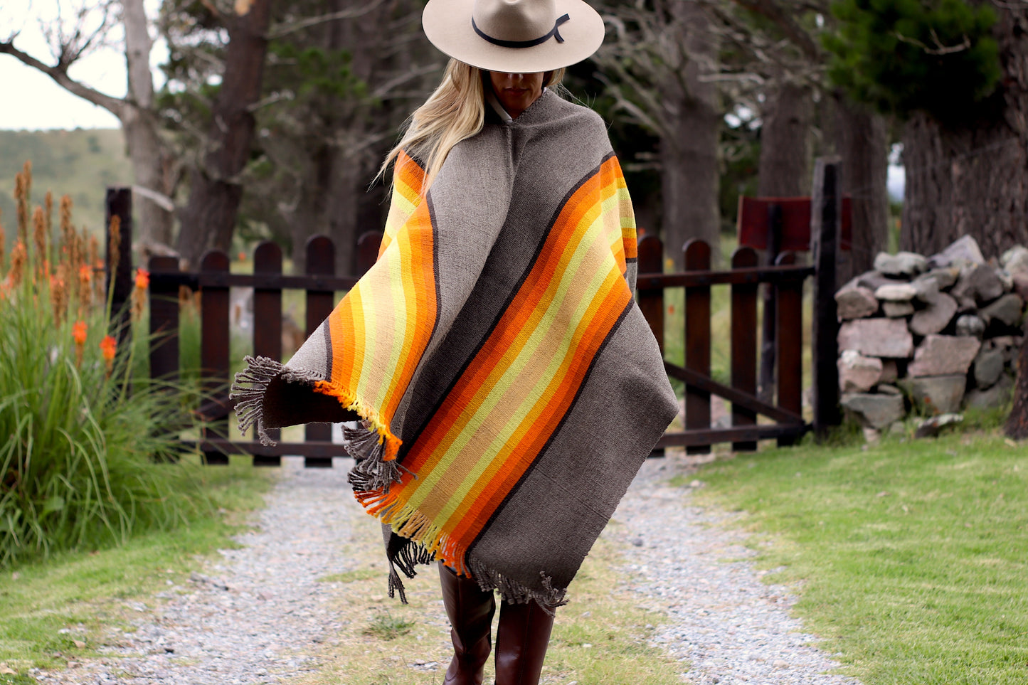 Poncho "Lavalle" Work in Creole Loom