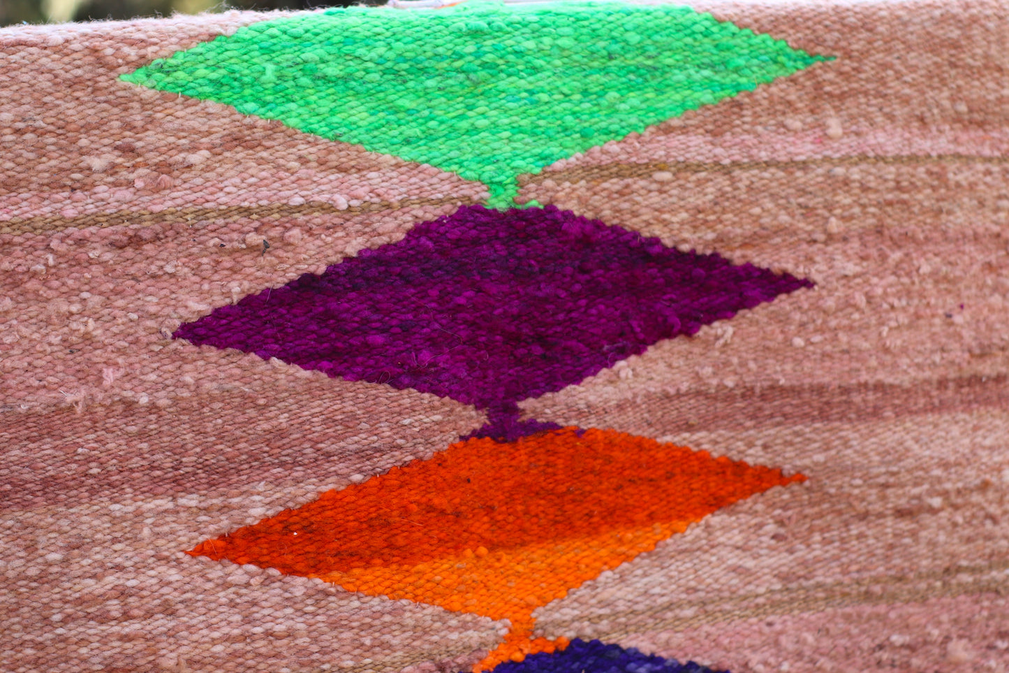 Alfombra de Oveja en Telar