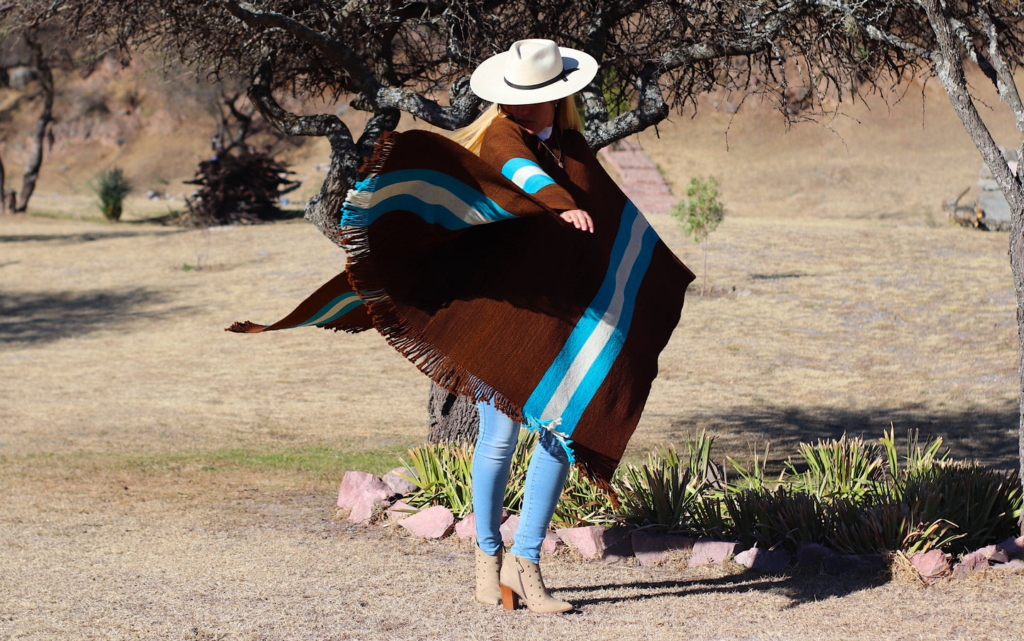 Poncho "Ayacucho" Creole Loom