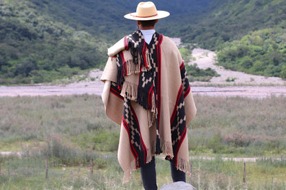 Poncho Guarda Atada "Monteagudo" Telar Criollo