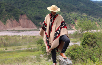 Poncho Guarda Atada "Monteagudo" Telar Criollo