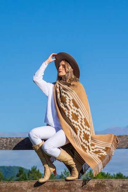 Poncho "Lavalle" Work in Creole Loom